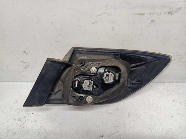 FEU ARRIERE GAUCHE MAZDA 3 2003 - 2009 - Vue 2